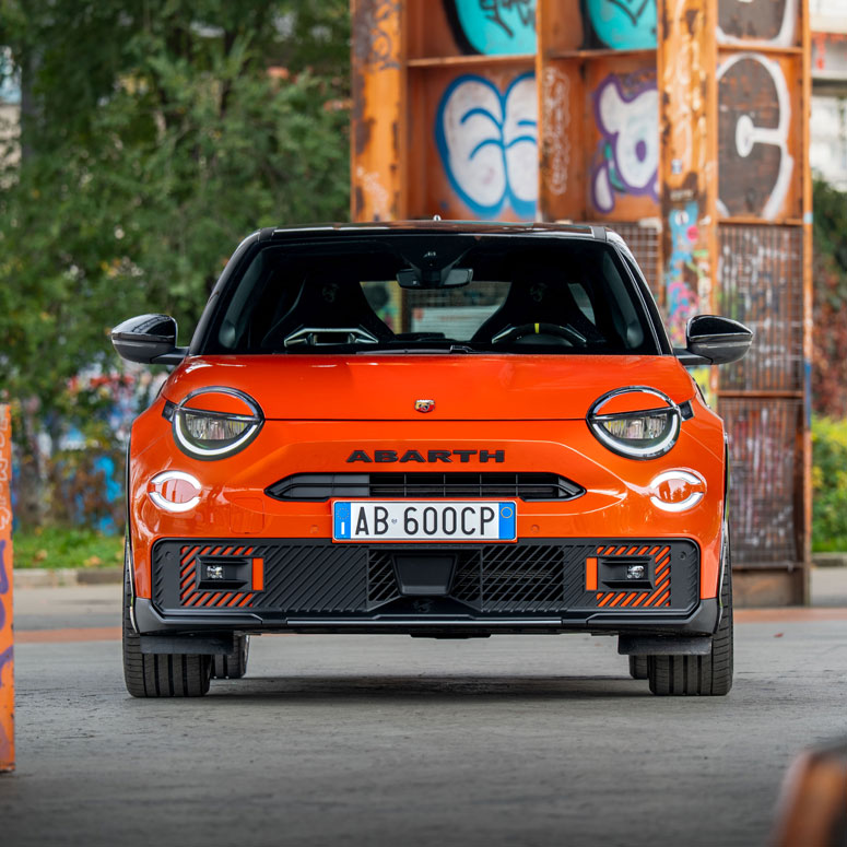 Abarth – Kraft. Klang. Charakter. Abarth 600 e Scorpionissima Kompakt - WPD Abrufscheine für Gesundheitswesen Menschen mit Behinderung Pflegestufe und pflegende Angehörige